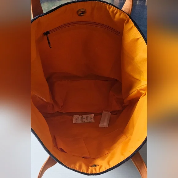 EXPRESS EDIT Embroidered Eye Design Tote Bag NWT - Picture 5 of 12